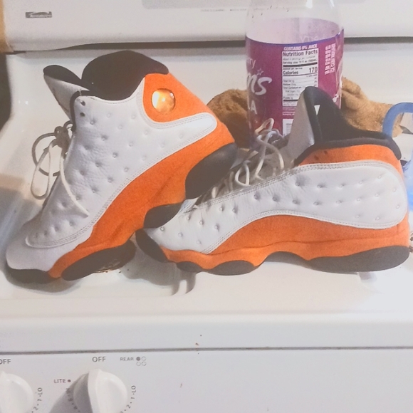 Jordan 13s starfish size 8.5 - Picture 1 of 3